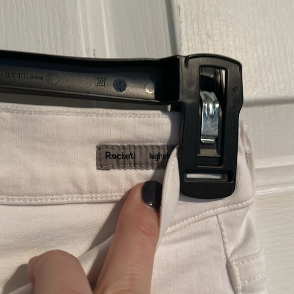 Citizens of Humanity size 28 White Jeans - Picture 5 of 7